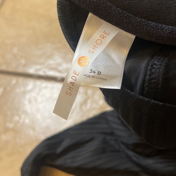 Shade & Shore Black One Piece Swimsuit - Picture 5 of 5